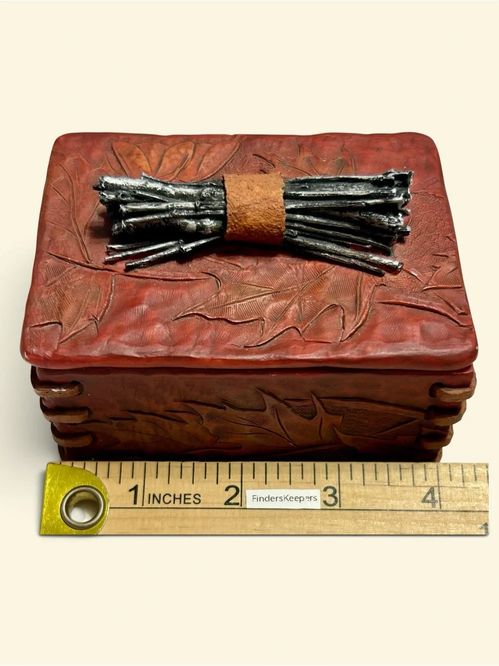 Frameology Resin Western Leaf Trinket Box w/ Lift-Off Lid Brown/Black 4x3in